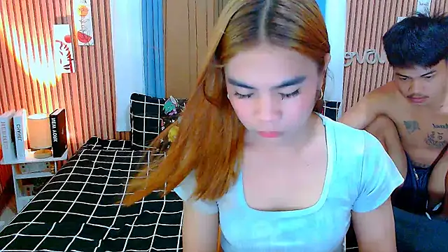 Snapshot of zeusdaven chatting on 11.18.25 zeusdaven online show from 11.18.25