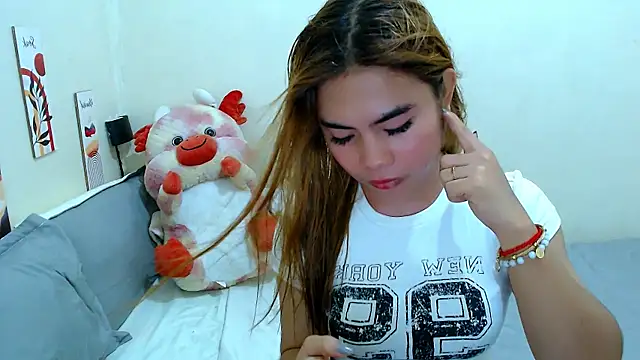 Snapshot of zeusdaven chatting on 02.16.26 zeusdaven online show from 02.16.26