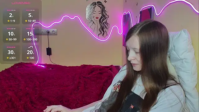 AliceHaris online show from 10.10.25