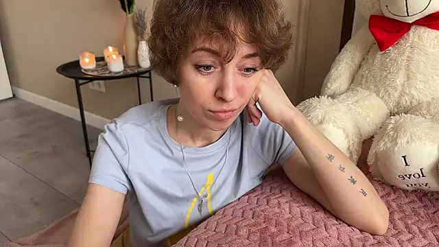 daniellia  online show from 11.09.25