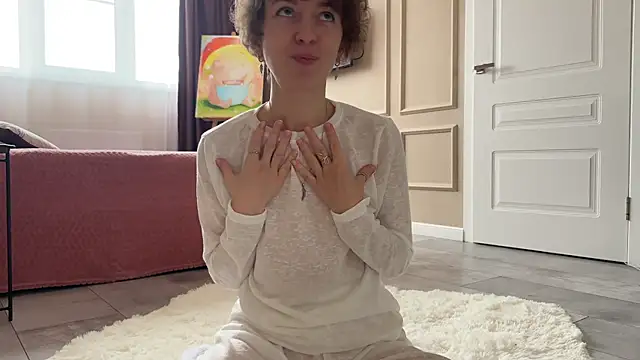 daniellia  online show from 11.16.25