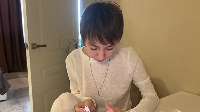 daniellia  online show from 01.11.26