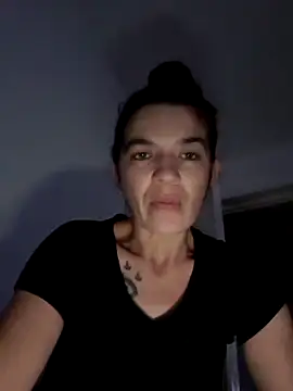 alinaalinutzq online show from 11.02.25