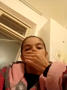 alinaalinutzq online show from 11.21.25