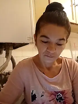 alinaalinutzq online show from 11.29.25