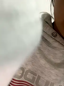 Snapshot of MengMeng0515 chatting on 11.17.25 MengMeng0515 online show from 11.17.25