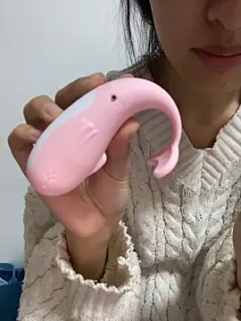 Snapshot of MengMeng0515 chatting on 11.18.25 MengMeng0515 online show from 11.18.25