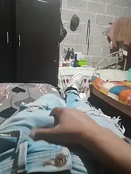 Snapshot of jann1900 chatting on 02.14.26 jann1900 online show from 02.14.26