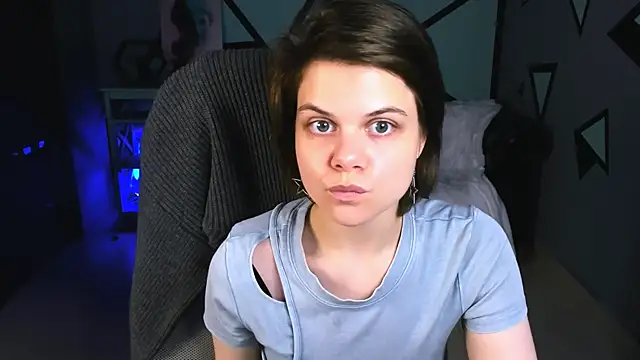 Snapshot of EllieMurler chatting on 11.05.25 EllieMurler online show from 11.05.25