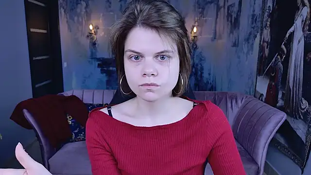 Snapshot of EllieMurler chatting on 11.16.25 EllieMurler online show from 11.16.25