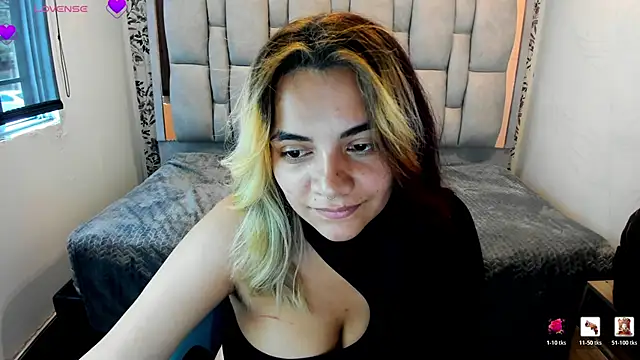 Kiara Cruz   online show from 06.13.26