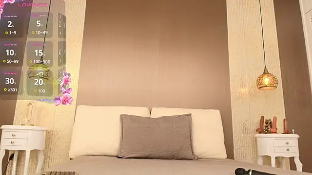 Tiifany Baker online show from 09.15.25