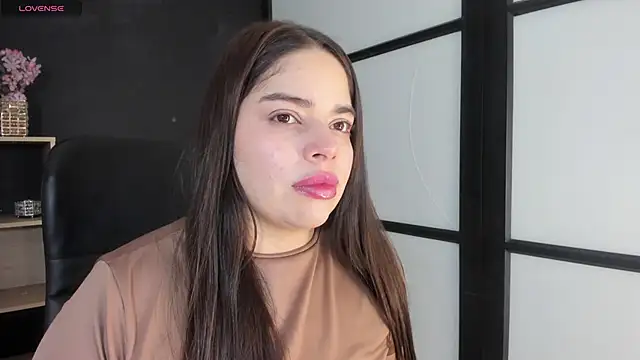 Snapshot of sunnypaytton chatting on 10.01.25 sunnypaytton online show from 10.01.25