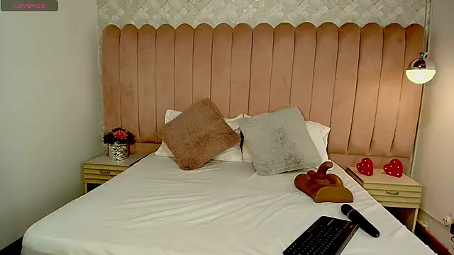 candyclair1 online show from 04.22.26