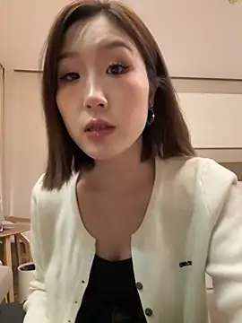 Snapshot of liliya_x chatting on 02.25.26 liliya x online show from 02.25.26