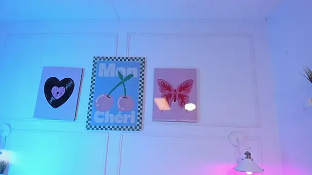 Zoe Lynch  online show from 06.18.26