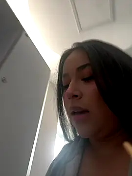 Snapshot of Zoey_thompson chatting on 09.22.25 Zoey thompson online show from 09.22.25