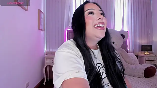 Snapshot of Zoey_thompson chatting on 11.12.25 Zoey thompson online show from 11.12.25