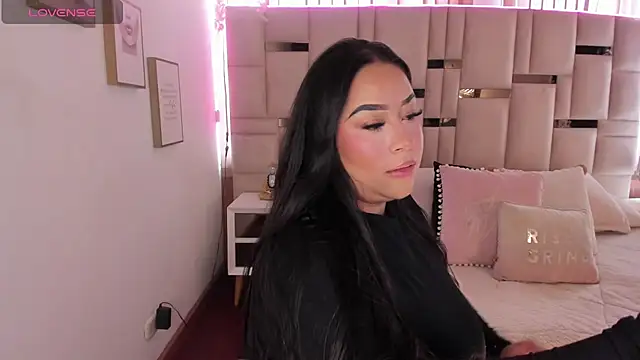 Snapshot of Zoey_thompson chatting on 11.16.25 Zoey thompson online show from 11.16.25