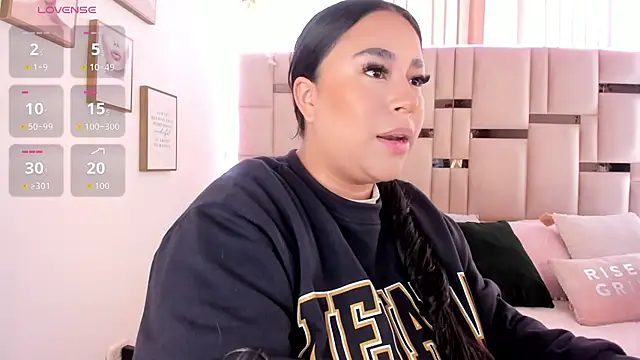 Snapshot of Zoey_thompson chatting on 11.26.25 Zoey thompson online show from 11.26.25