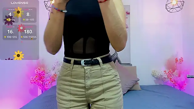 lucyy liiuu online show from 11.06.25