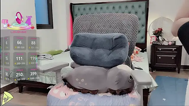 lulu404 online show from 12.13.25