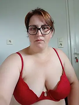 Snapshot of Fformesx chatting on 06.20.26 Fformesx online show from 06.20.26