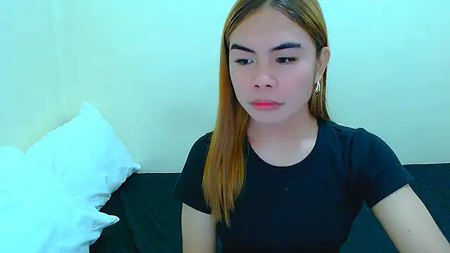 Snapshot of mikhaylahanderson chatting on 01.13.26 mikhaylahanderson online show from 01.13.26