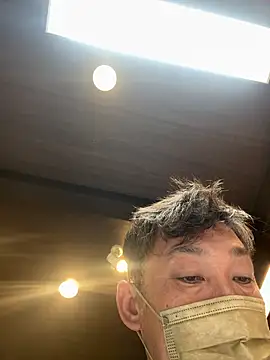 Snapshot of usu0130 chatting on 09.17.25 usu0130 online show from 09.17.25