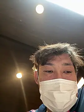 Snapshot of usu0130 chatting on 11.25.25 usu0130 online show from 11.25.25