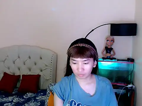 ShantalFoxxy  online show from 04.24.26