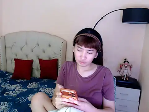 ShantalFoxxy  online show from 06.08.26