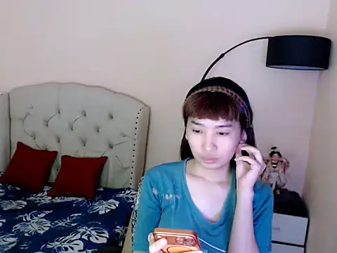 ShantalFoxxy  online show from 06.21.26