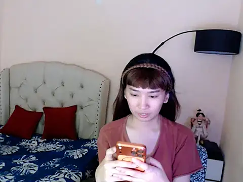 ShantalFoxxy  online show from 06.27.26