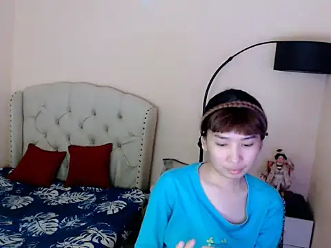 ShantalFoxxy  online show from 07.05.26