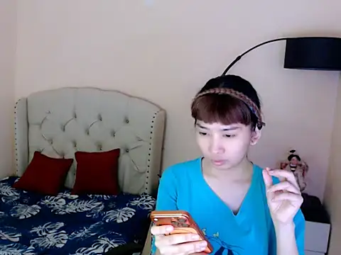 ShantalFoxxy  online show from 07.06.26
