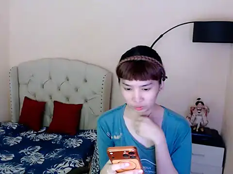ShantalFoxxy  online show from 08.04.26