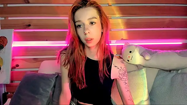 Lori Williams online show from 10.17.25