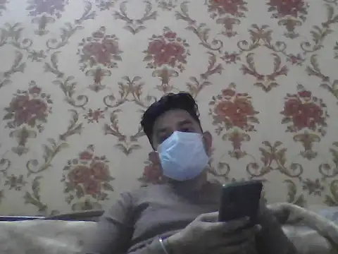 Snapshot of NIVAN_7251 chatting on 11.17.25 NIVAN 7251 online show from 11.17.25