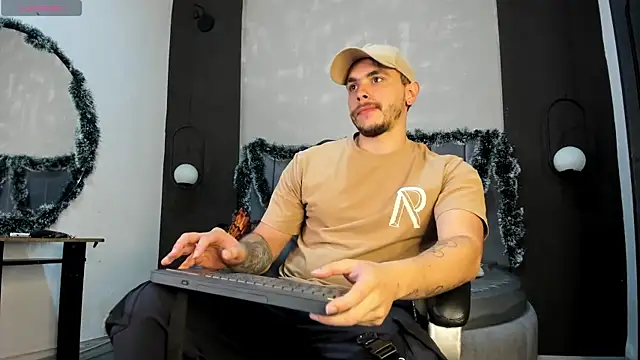 Liam walk  online show from 12.20.25