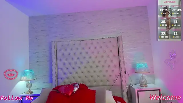 Pamelamiler   online show from 04.30.26