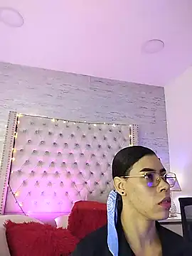 Pamelamiler   online show from 06.18.26