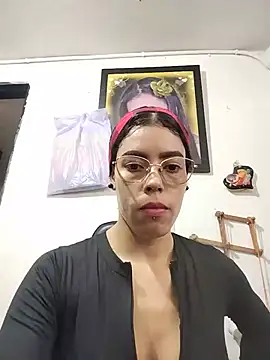 Pamelamiler   online show from 07.24.26