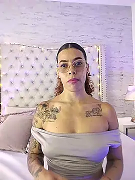 Pamelamiler   online show from 07.28.26