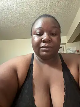 Snapshot of bbwgoddessmich chatting on 07.09.26 bbwgoddessmich online show from 07.09.26