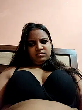 Maahhii 2 online show from 07.22.26