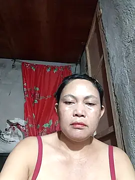 Snapshot of Everleigh_mom chatting on 09.15.25 Everleigh mom online show from 09.15.25