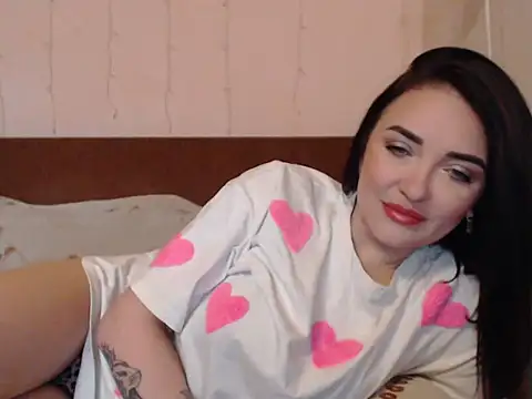 Veronica-Luxs online show from 04.10.26