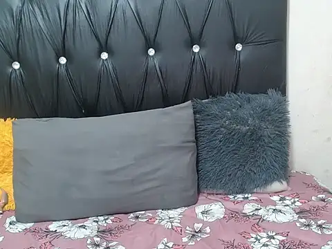 Snapshot of Lsnickykhanyile chatting on 11.10.25 Lsnickykhanyile online show from 11.10.25