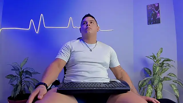 Maximus Steel online show from 11.02.25